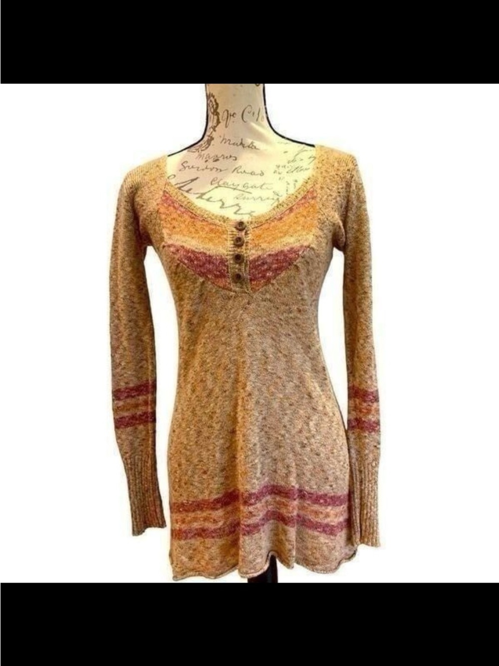Women’s Long Sleeve Scoop Neck Knit Top